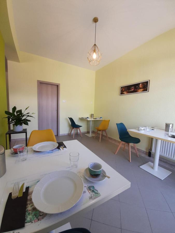 Acs Apartman Heviz Bagian luar foto